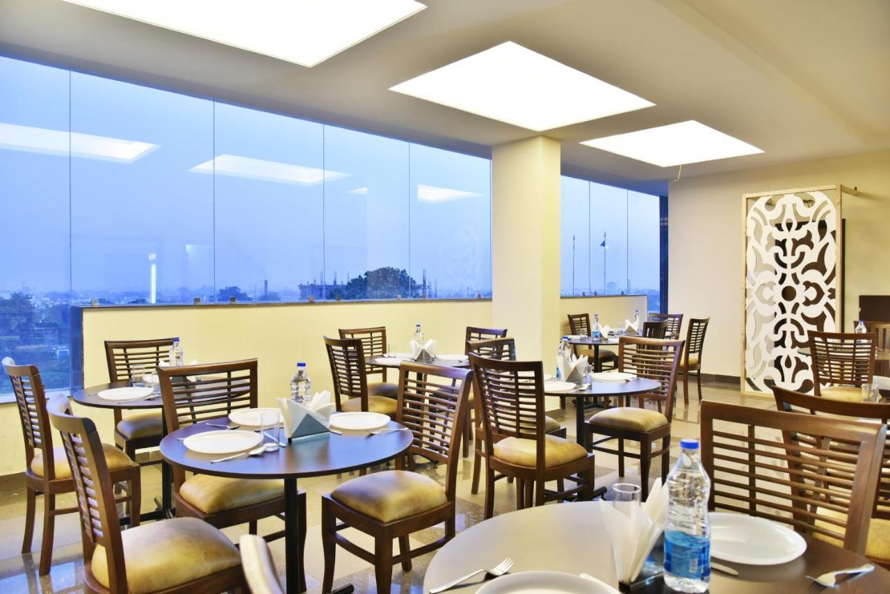 Hotel Amritsar International Exterior foto