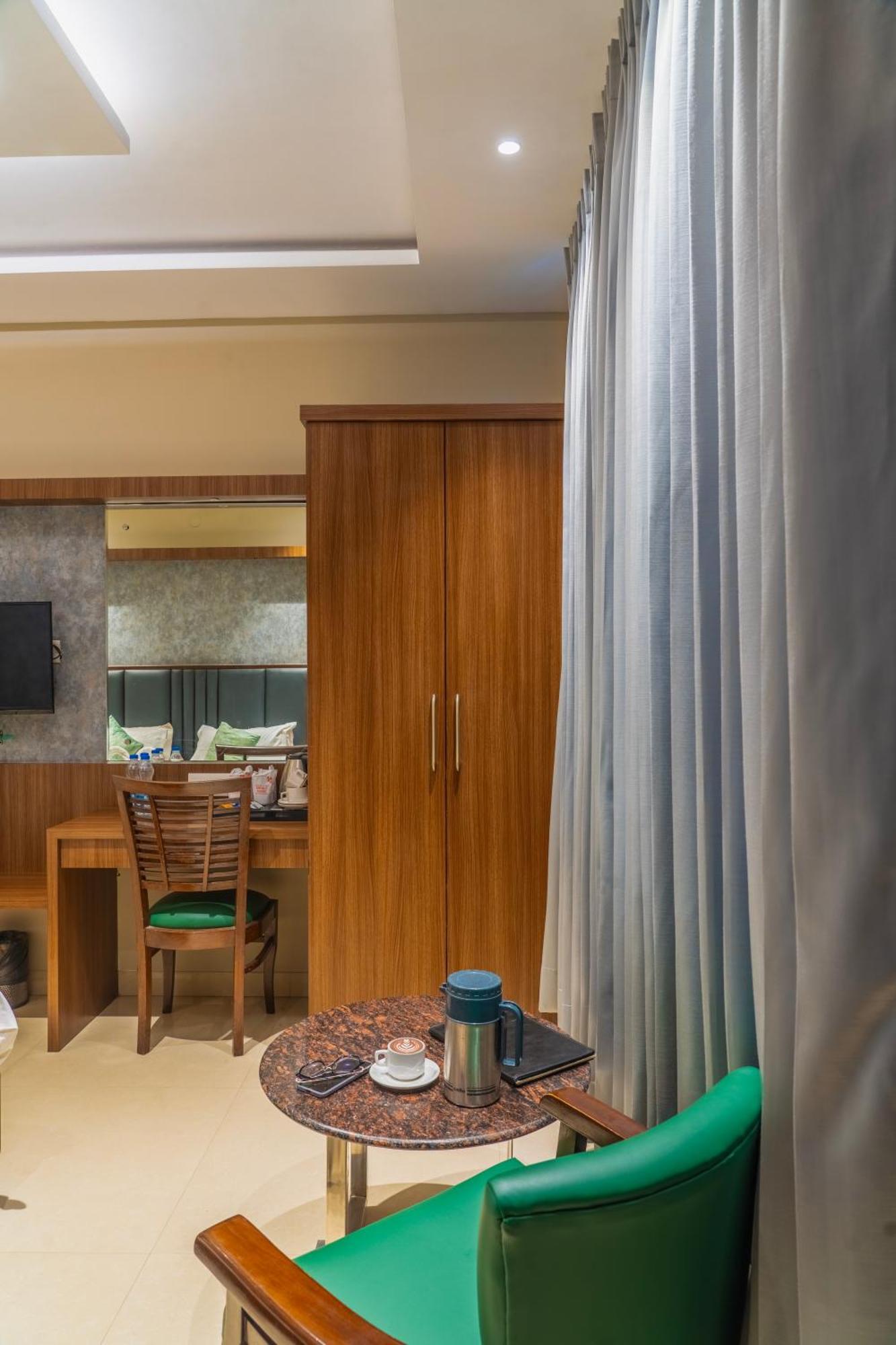 Hotel Amritsar International Exterior foto