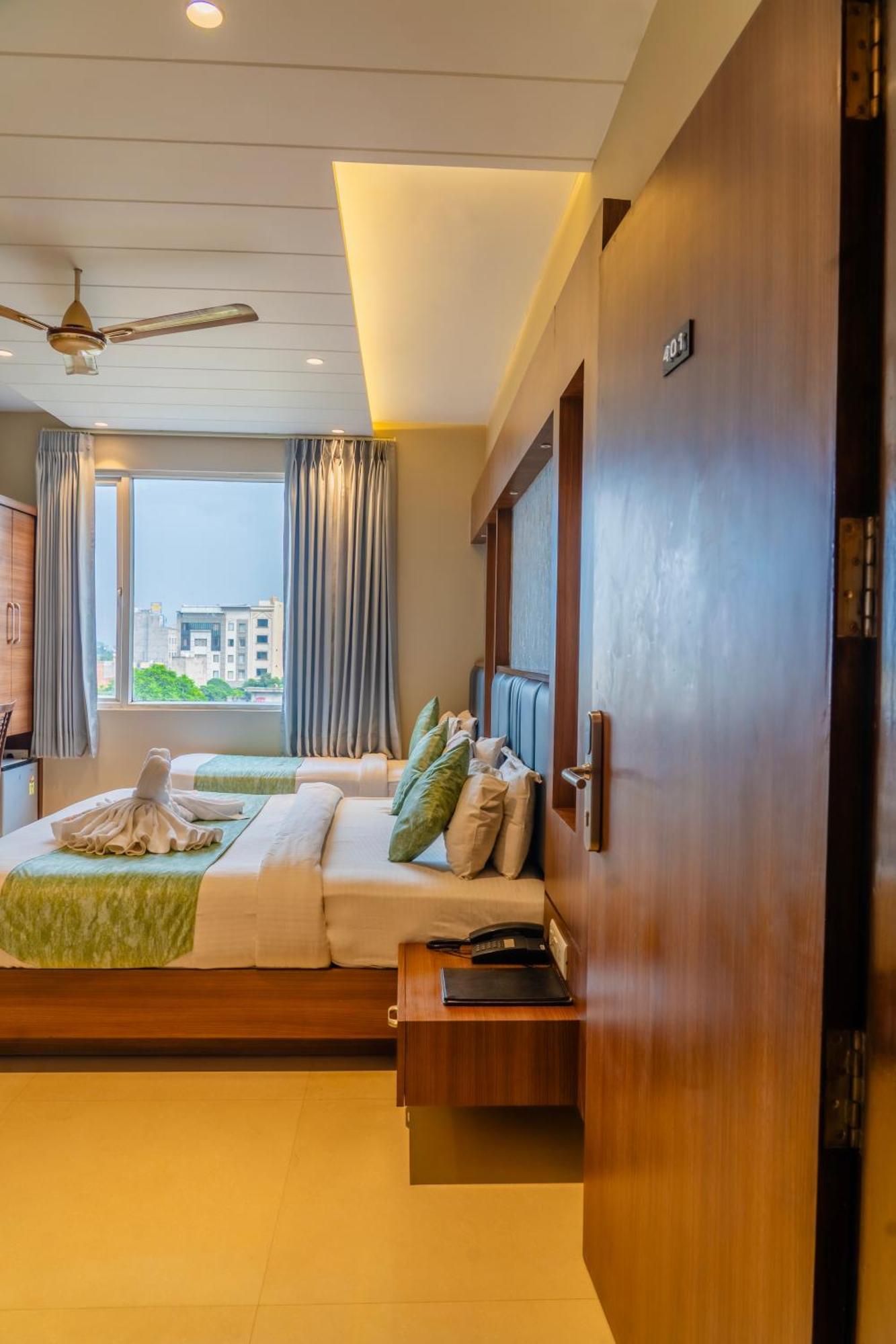 Hotel Amritsar International Exterior foto